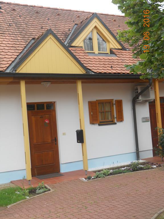 Apartment Nagelj Moravske-Toplice Exteriör bild