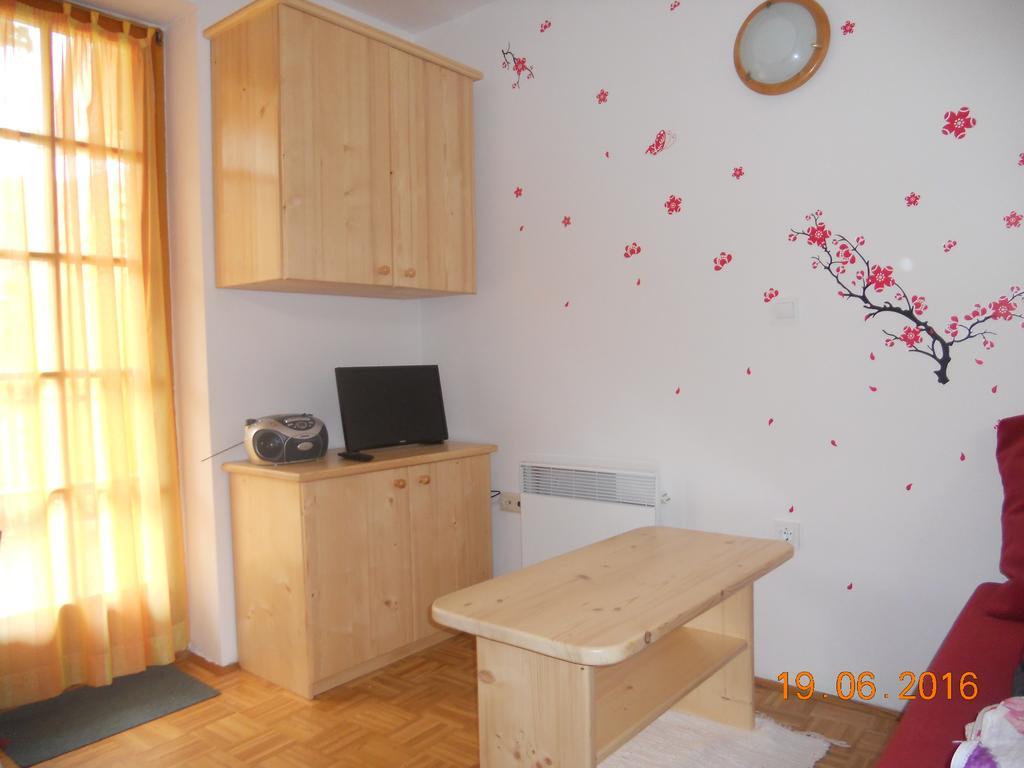 Apartment Nagelj Moravske-Toplice Exteriör bild